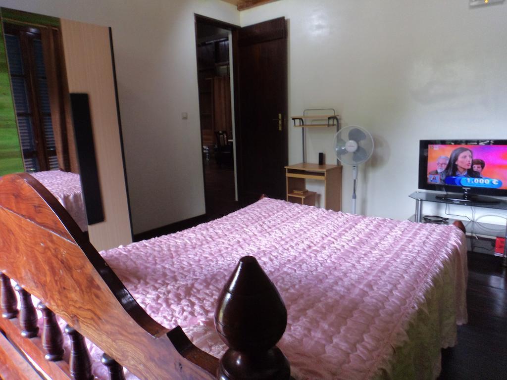 Jardim Botanico Me-Zochi Hotel Sao Tome Room photo