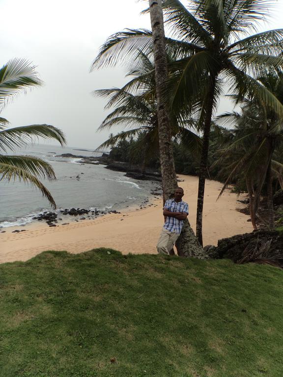 Jardim Botanico Me-Zochi Hotel Sao Tome Exterior photo